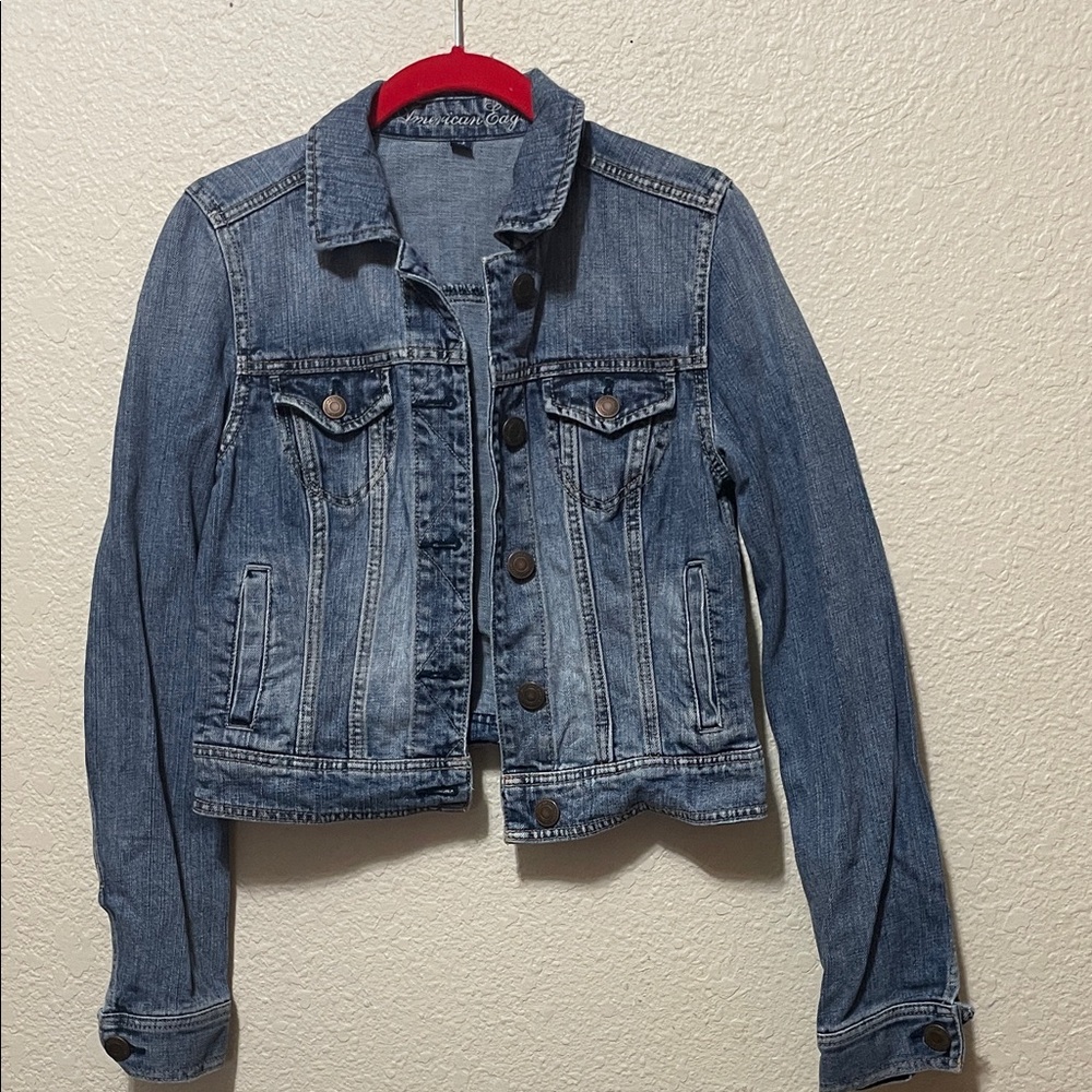 American Eagle Women's Jean Jacket. Good Condition. Size S.